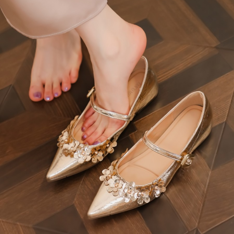 Flower Women Mary Jane Shoes P - Women Shoes Mk avaliação e preço